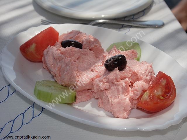 Tarama (Balık Yumurtası) Salatası